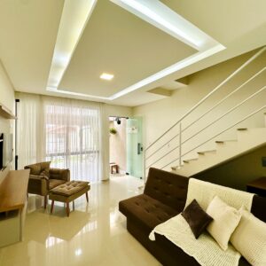 Sobrado Na Água Verde